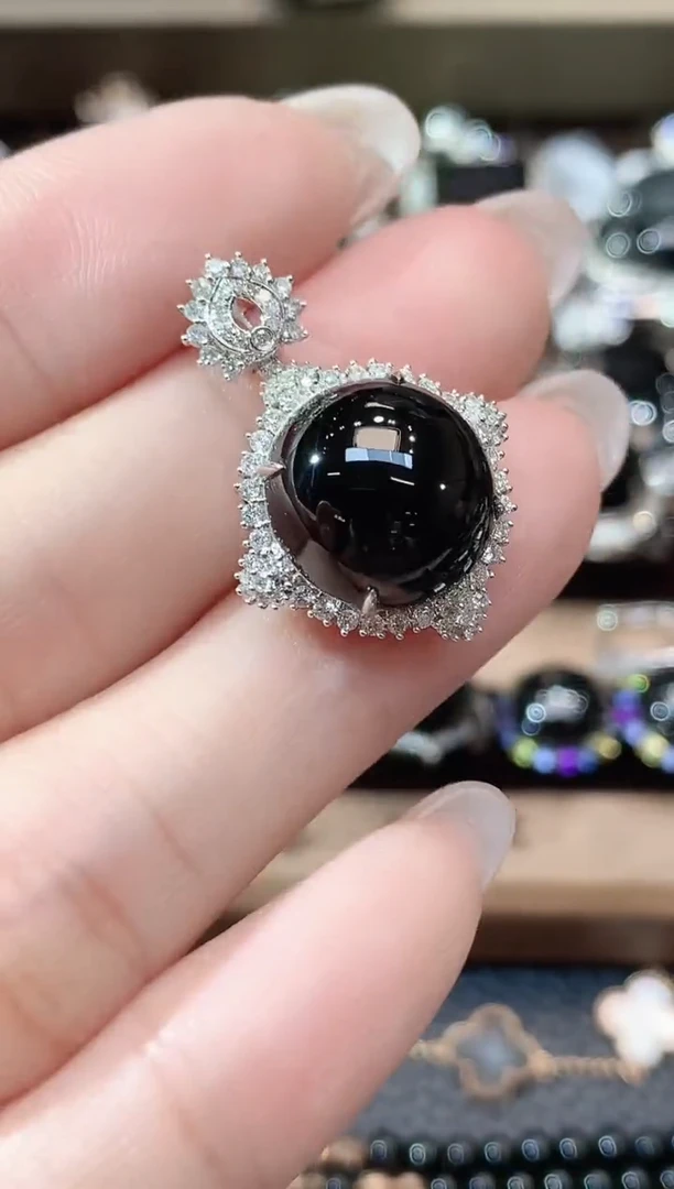 吊坠(不含链)18K金镶嵌翡翠D35