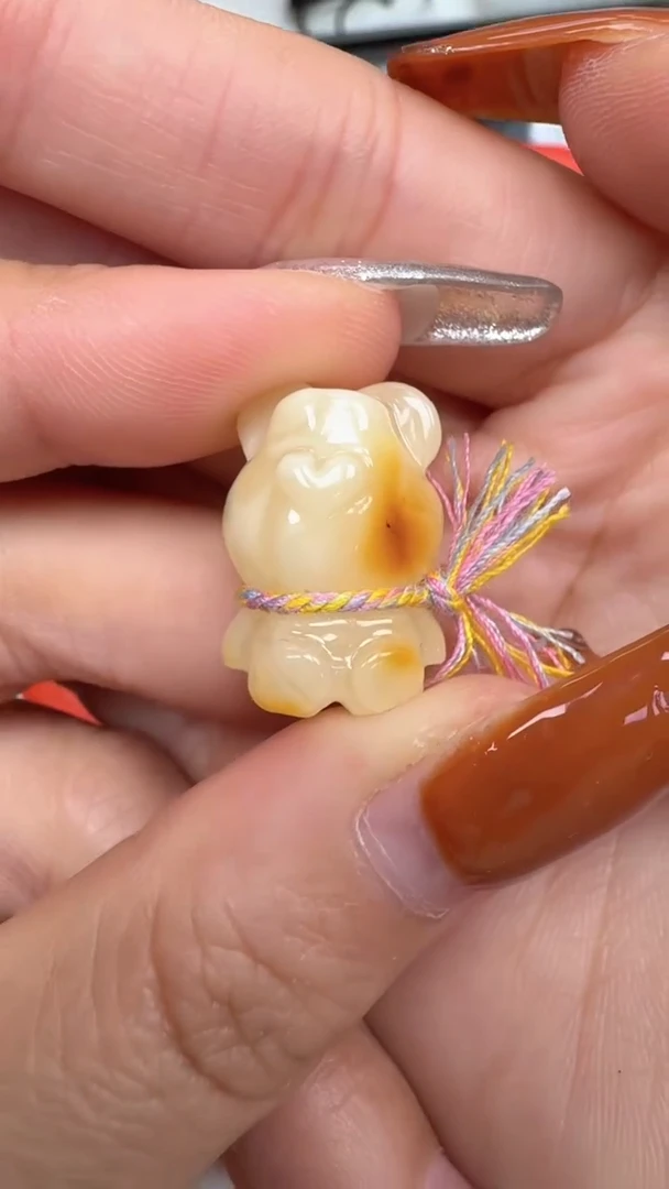 裸石琥珀未镶嵌如图