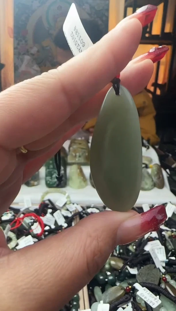 颈饰未镶嵌和田玉064