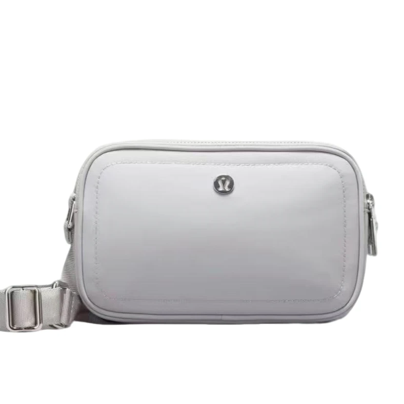 lululemon/露露乐蒙 Crossbody Camera Bag 2L 斜挎相机包