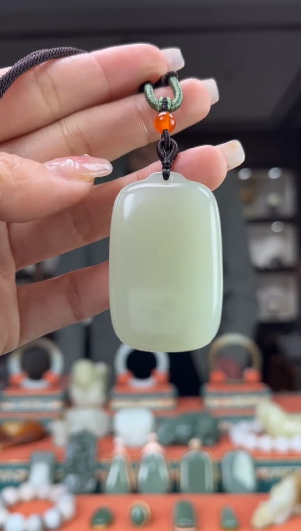 【闪购商品】和田玉颈饰未镶嵌佩佩