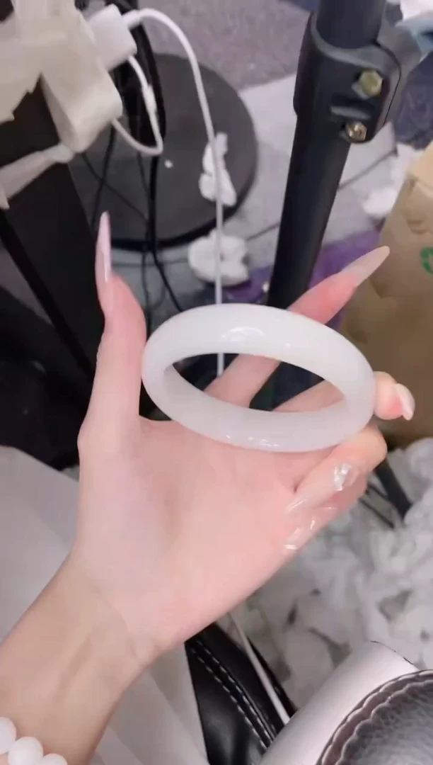 和田玉手镯未镶嵌31G220-61