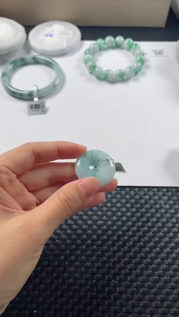 颈饰未镶嵌翡翠基地发货H54330
