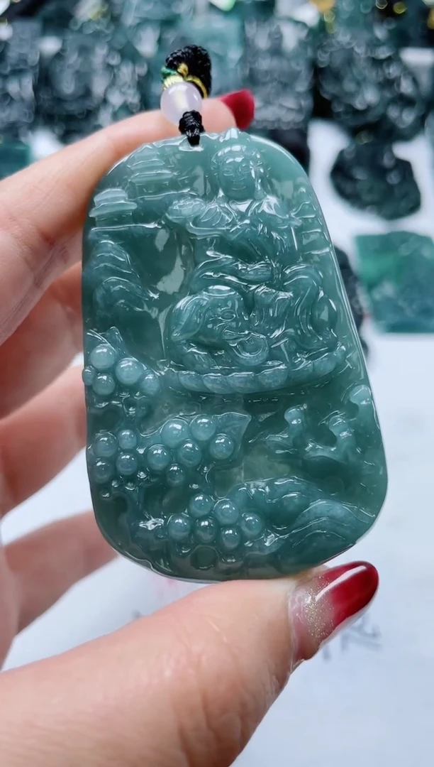 【闪购商品】翡翠颈饰未镶嵌