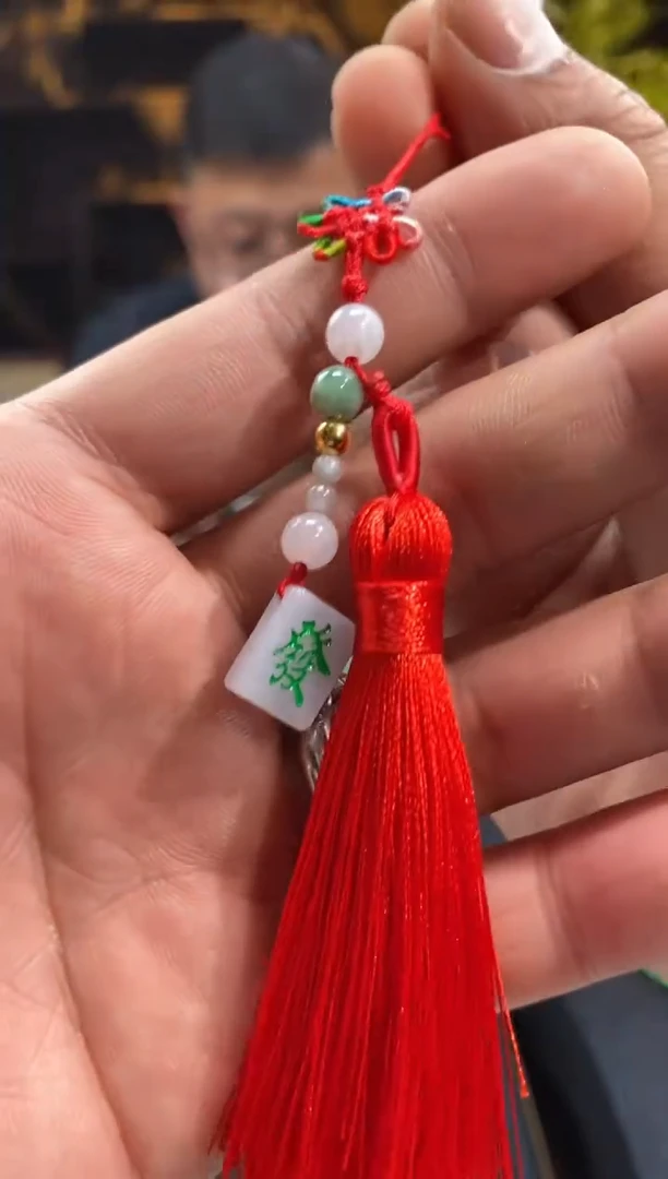 【闪购商品】翡翠裸石未镶嵌LS00110-天然翡翠随机多样性发其一