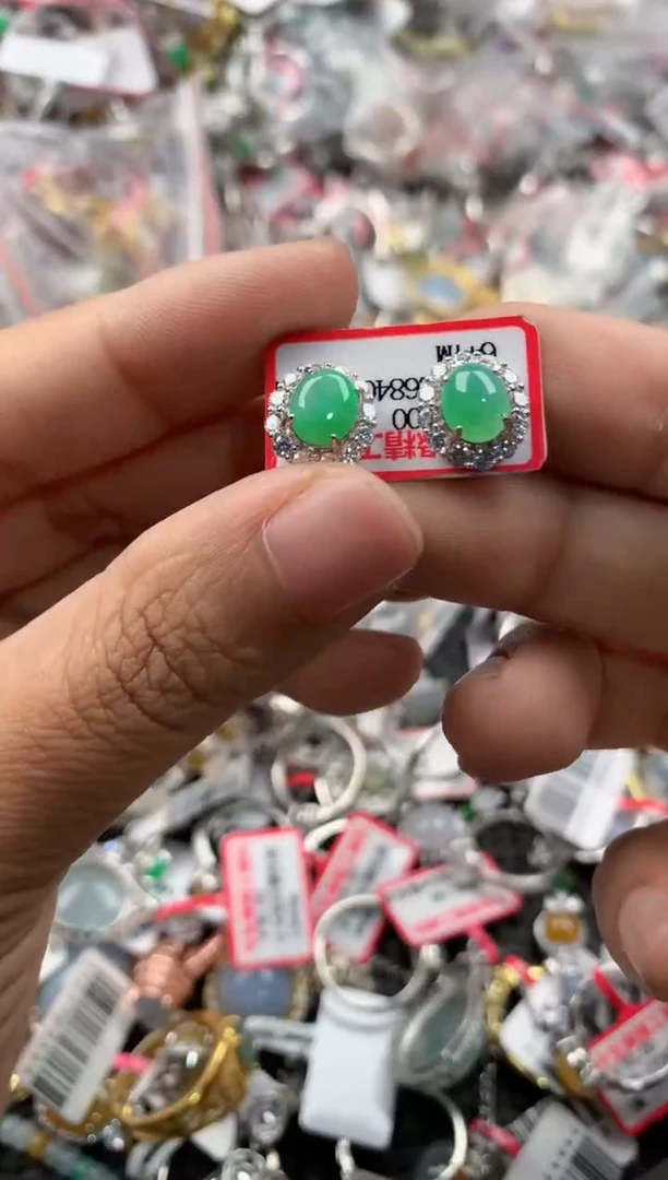 银S925镶嵌戒指翡翠999               8