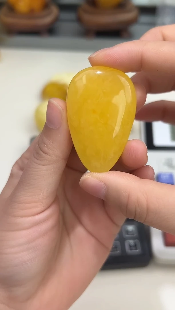 裸石琥珀未镶嵌琥珀蜜蜡吊坠