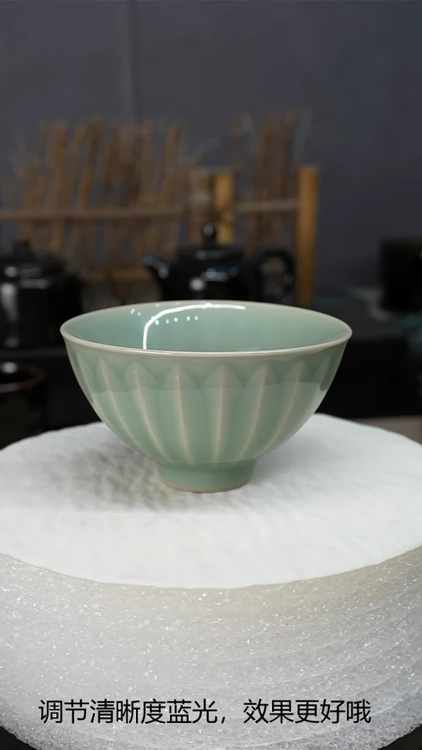 微瑕   是谁家的青瓷这么便宜啊！！！是云礼！！