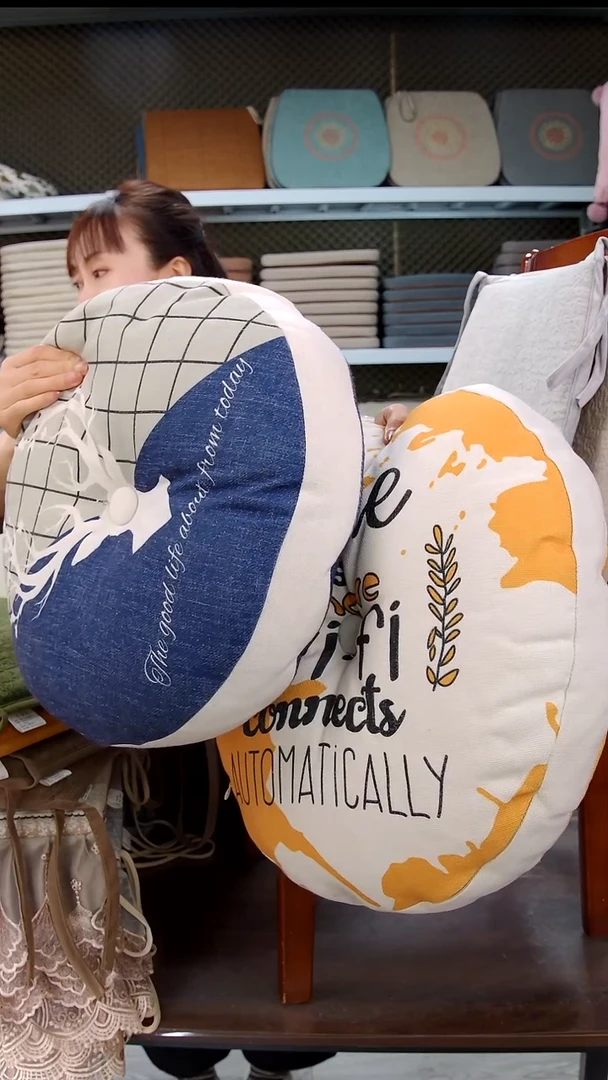 布圆型抱枕40：蓝色1个+黄色1