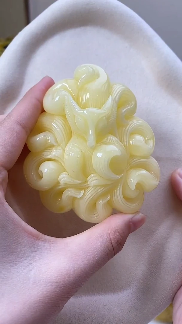 琥珀颈饰未镶嵌吊坠