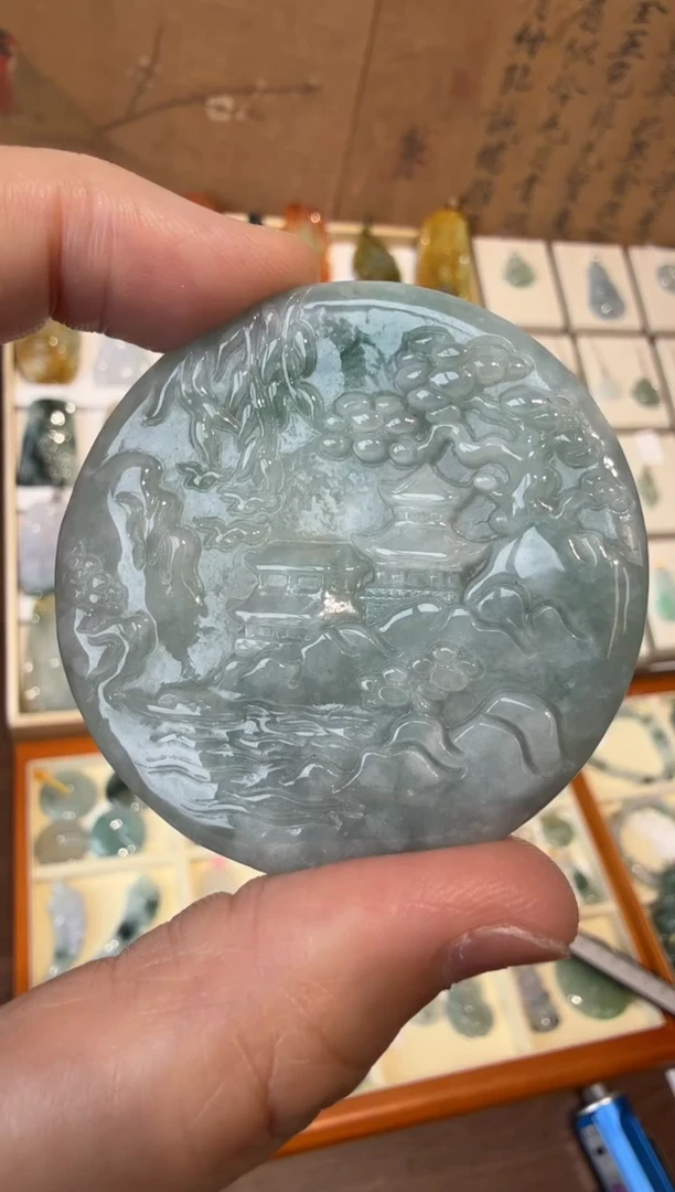 翡翠挂件未镶嵌A货翡翠多样性孤品