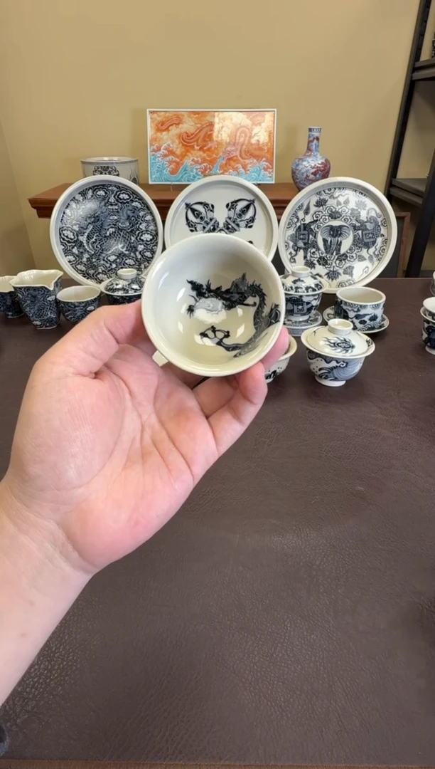 二号釉过肩龙迷你小压手杯