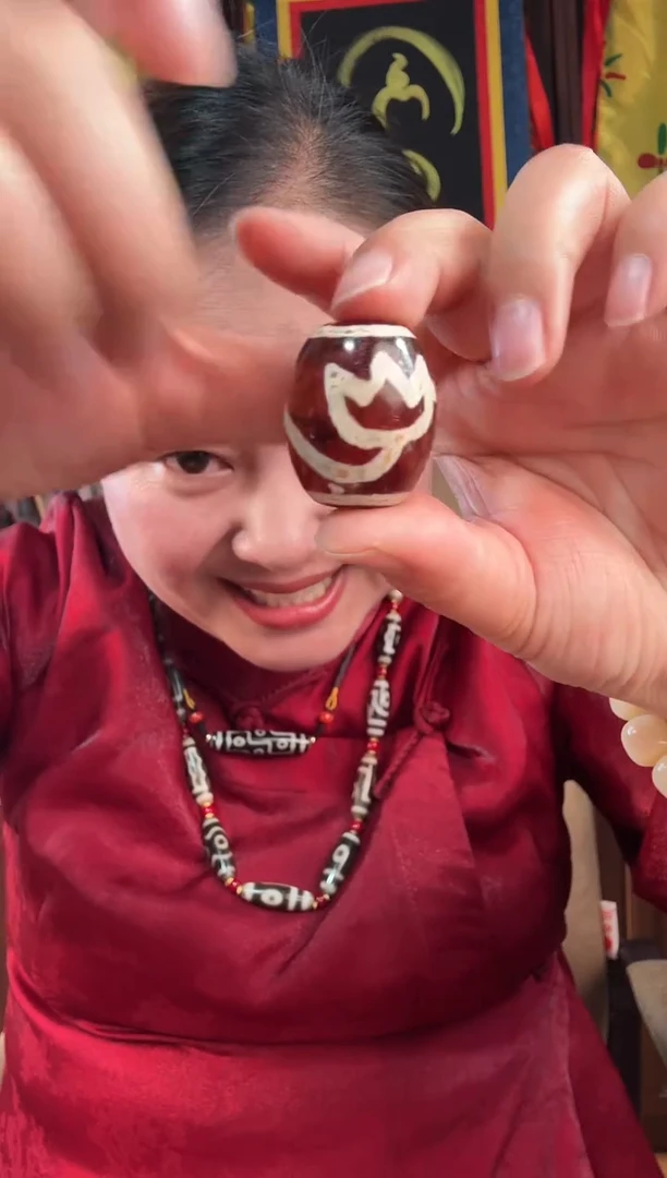 无非金属藏地双莲花古珠