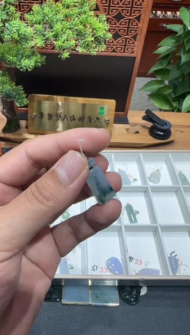 未镶嵌挂件翡翠A货翡翠多样性孤品