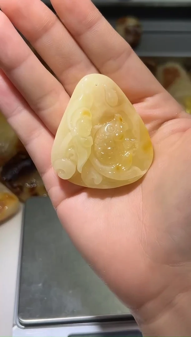 裸石琥珀未镶嵌琥珀蜜蜡吊坠