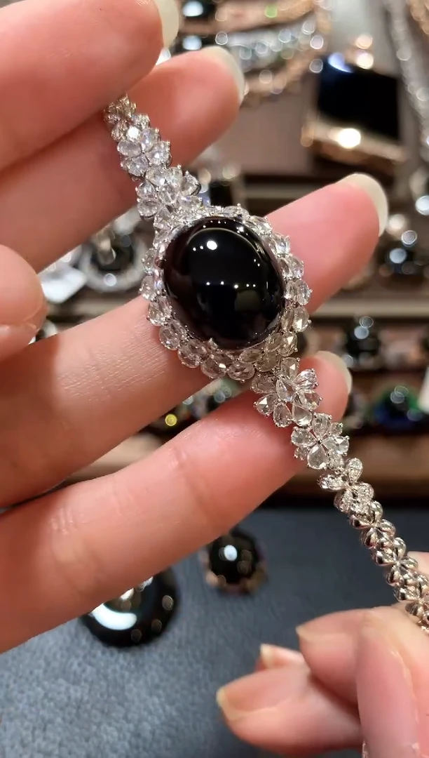 18K金镶嵌手链翡翠?****?m132