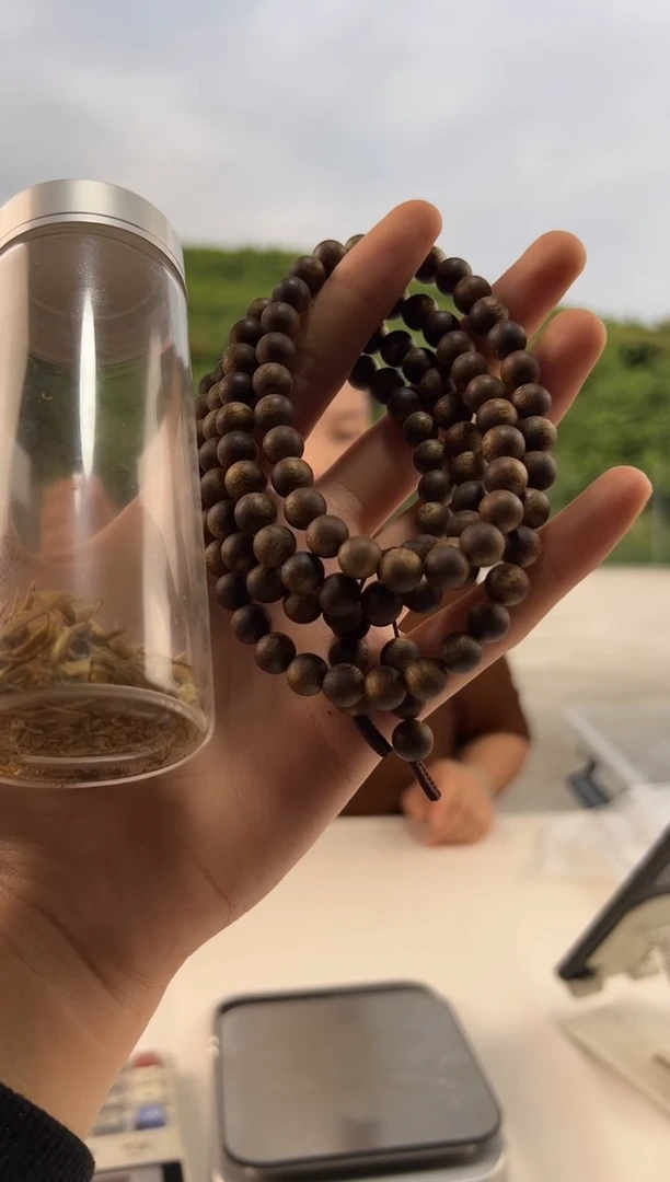 沉香沉香碎屑龙**下奇楠沉香08圆珠多圈28克多样性发一