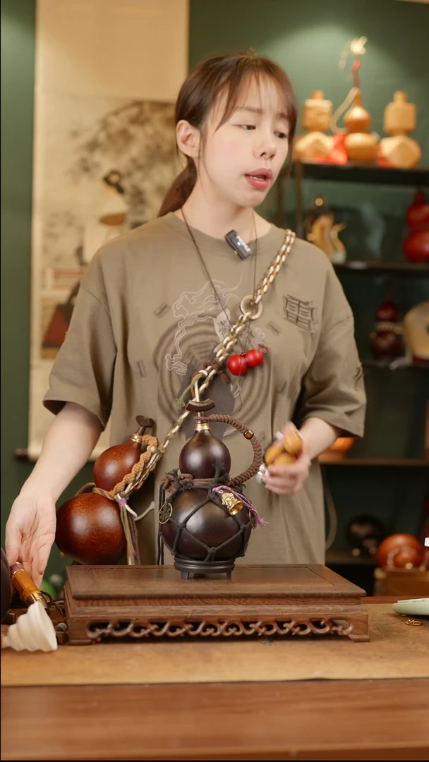 号精品天然大漆酒葫芦一物一拍~