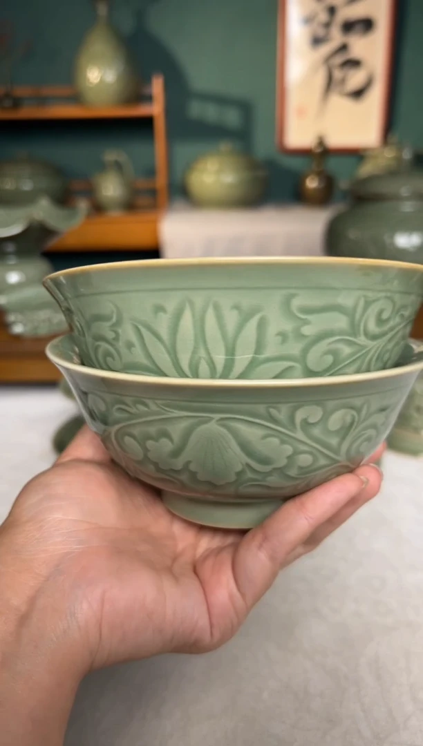 其他耀州窑青釉5.3寸缠枝莲纹玉兰碗2只
