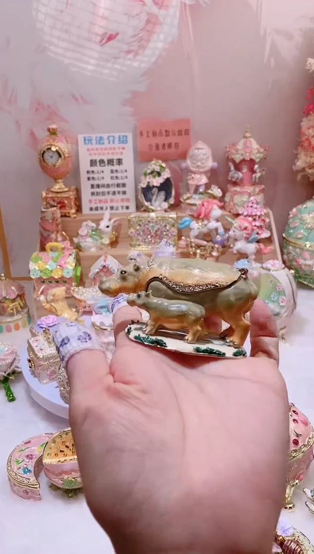 珐琅彩中古首饰盒摆件