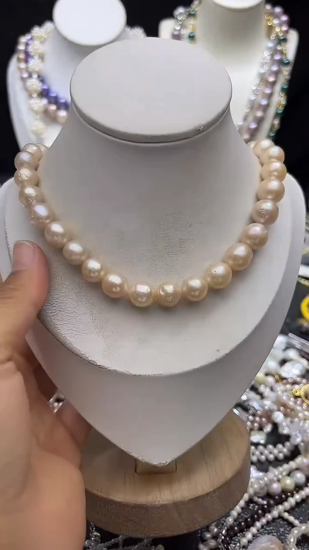 颈饰未镶嵌淡水珍珠多人