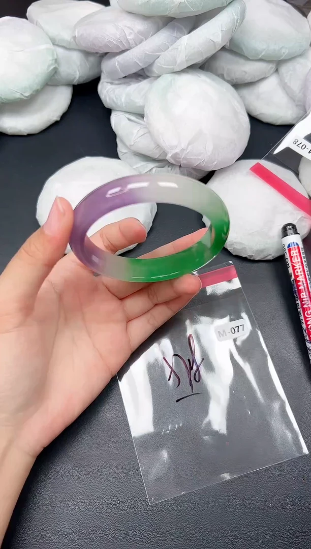 精品手镯，一物一拍M077