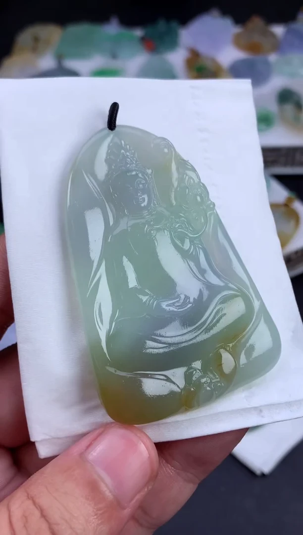 未镶嵌定制翡翠开*果翡翠