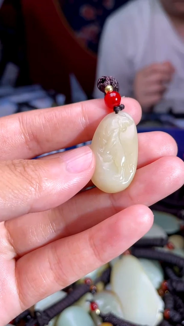 和田玉未镶嵌挂件1