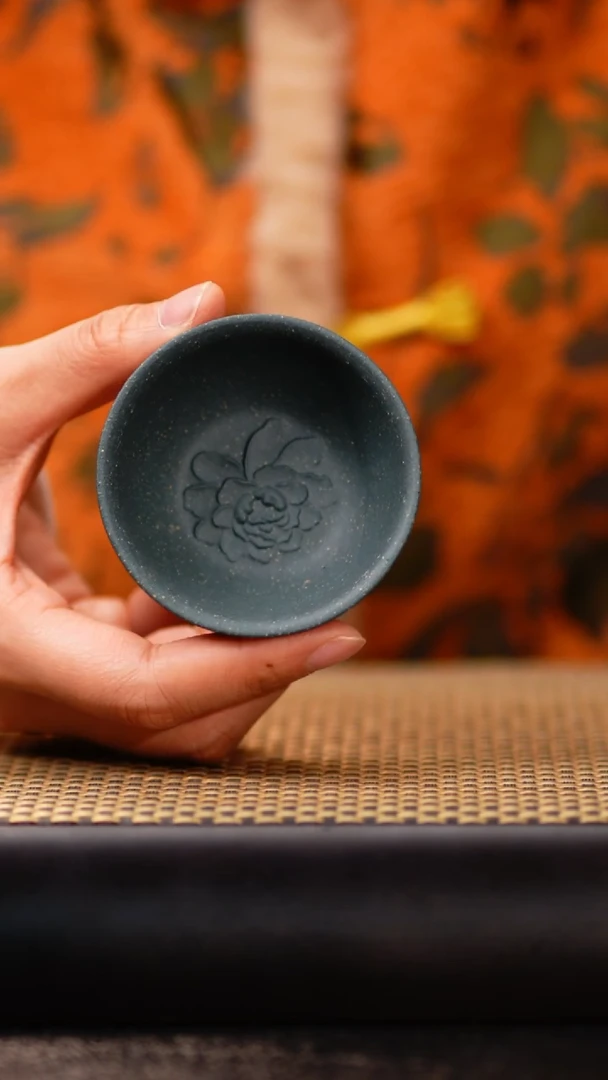 1小鱼雪花绿花瓣杯