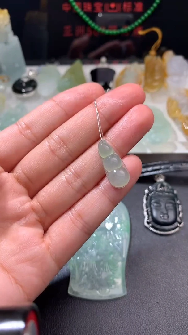 未镶嵌定制翡翠