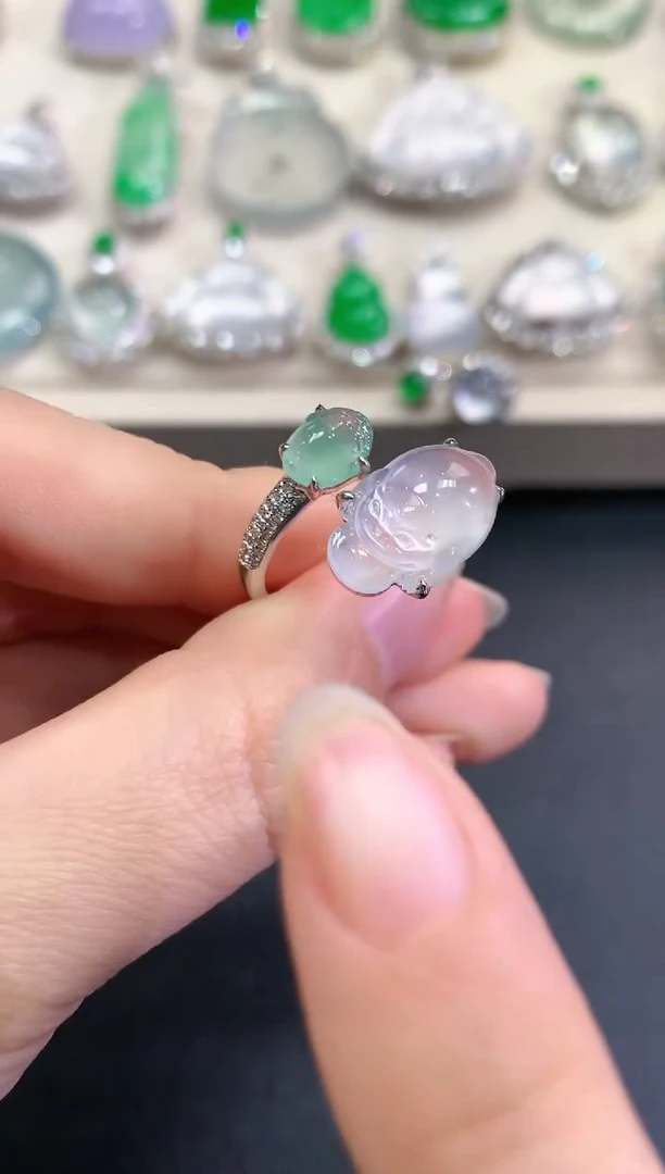 【闪购商品】翡翠戒指18K金镶嵌D10