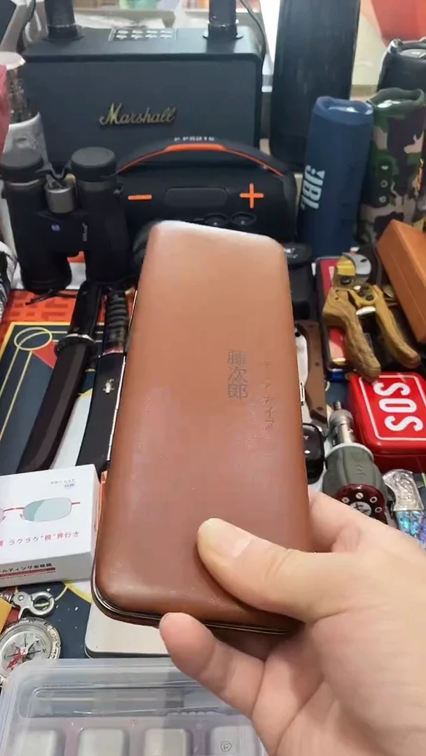 瓷片闪购商品 如图所示