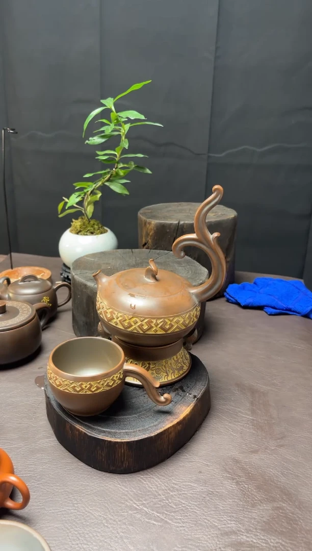 钦州坭兴陶茶壶 私人定制款 盖子微瑕 一套捡漏价