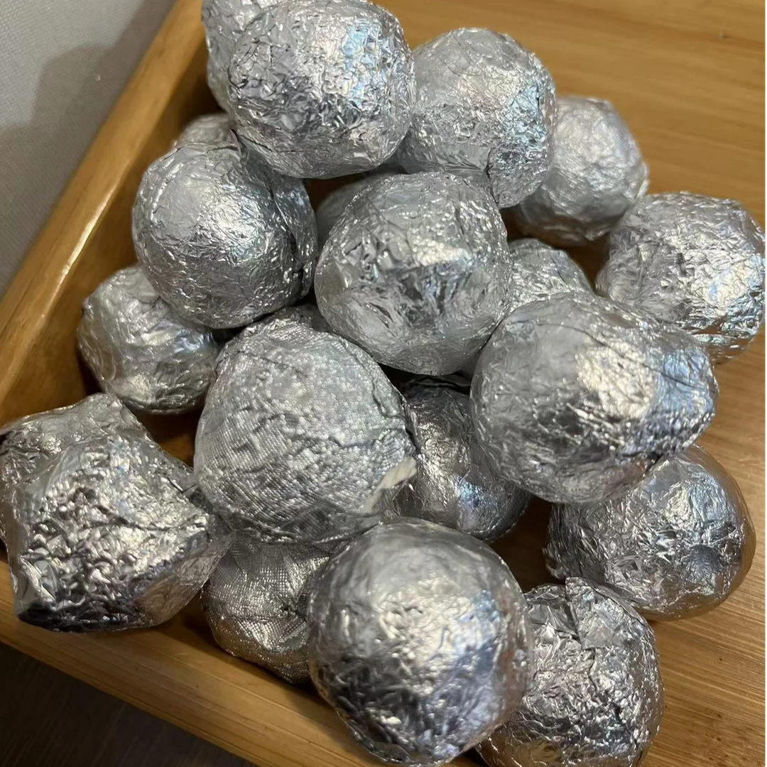 冰岛生茶龙珠200g/罐