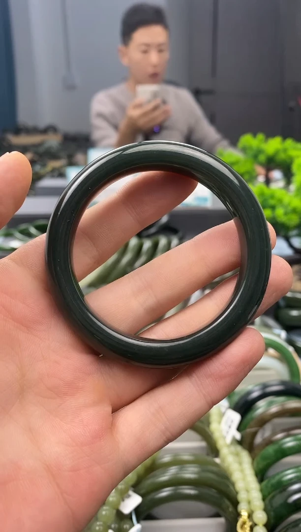 未镶嵌手镯和田玉53.5