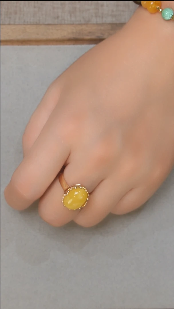 未镶嵌琥珀珠宝奇石