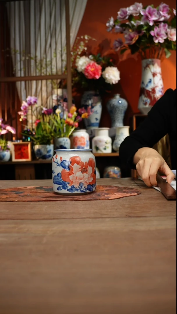 当代高温釉下彩手绘陶瓷餐具