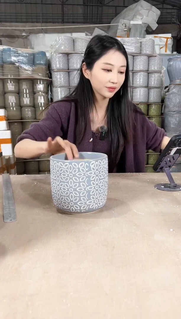 【闪购商品】陶瓷波西米亚灰白小号15x14