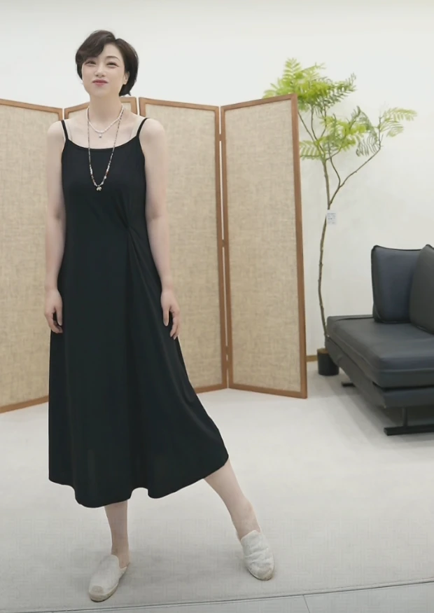 【U.M】侧边打褶显瘦针织吊带连衣裙