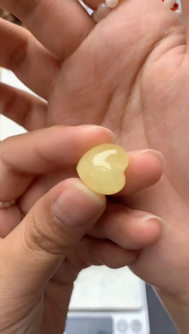 【闪购商品】琥珀珠宝奇石未镶嵌077琥珀蜜蜡花粉有纹小坑介意勿拍