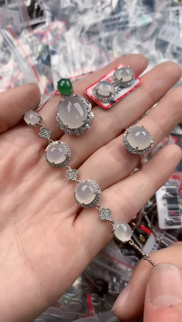 银S925镶嵌戒指翡翠1111----7