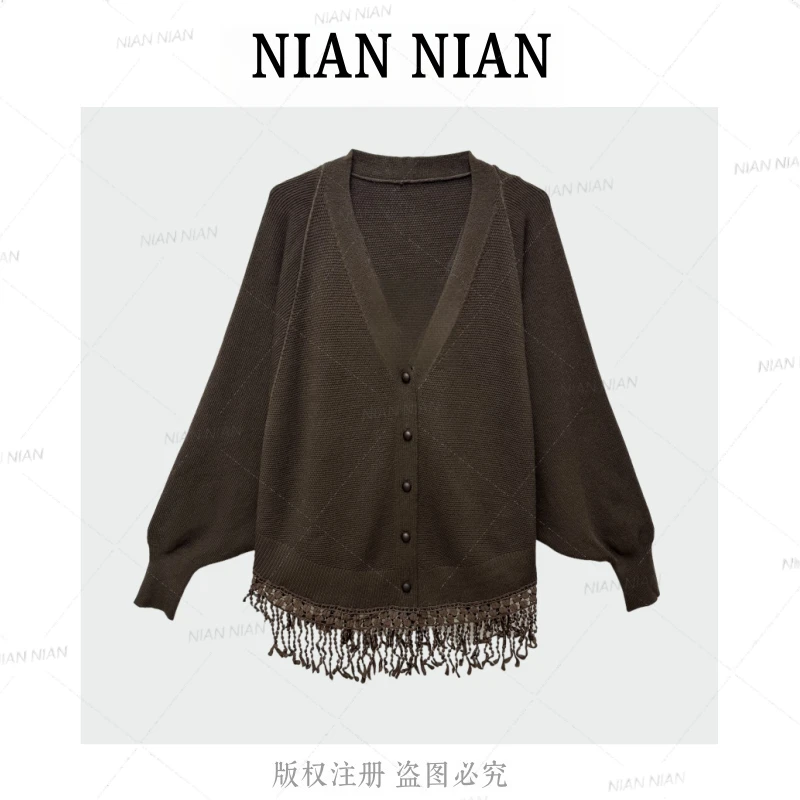 【烟水琉璃】年年2025秋季新款气质韩版下摆流苏蝙蝠衫开衫