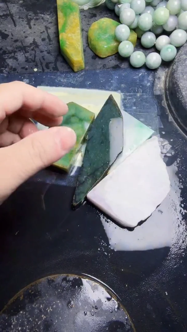未镶嵌挂件翡翠天然翡翠050