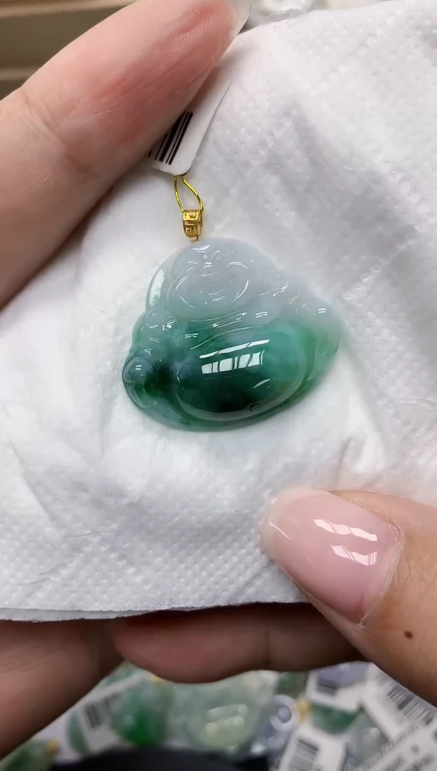 颈饰18K金镶嵌翡翠11111111111
