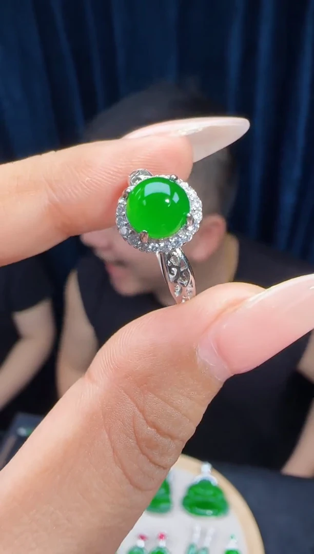 未镶嵌定制翡翠翡翠戒指1