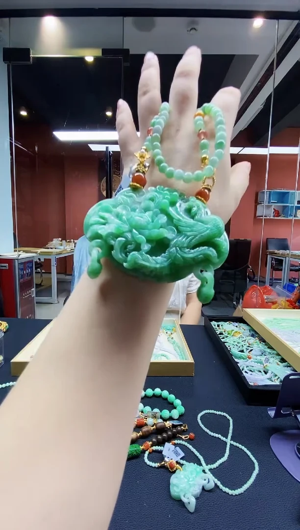 颈饰未镶嵌翡翠翡翠吊坠