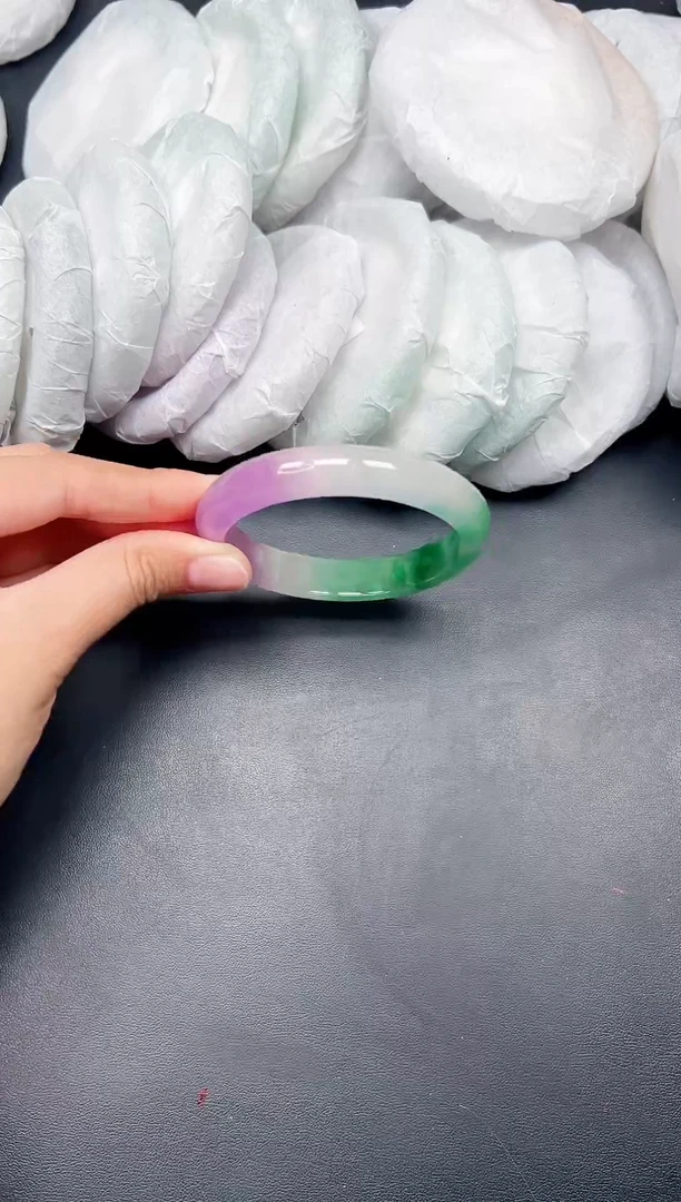 精品手镯，一物一拍U088