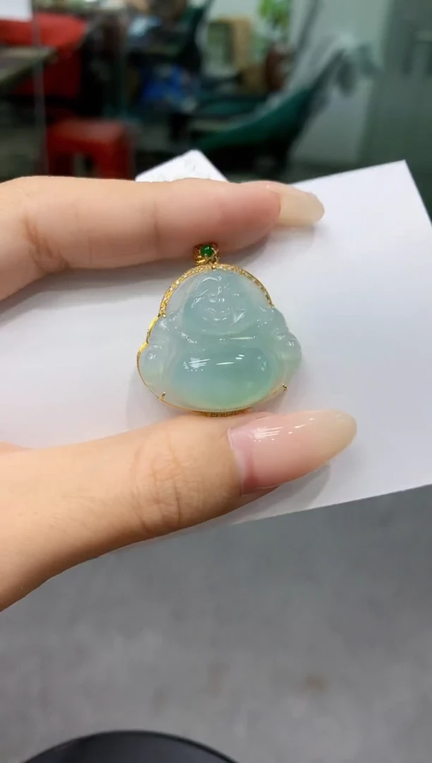 翡翠18K金镶嵌颈饰111111111111