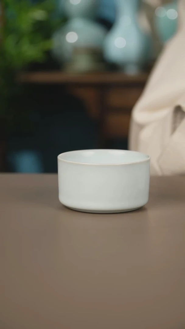 月白直口杯一级1