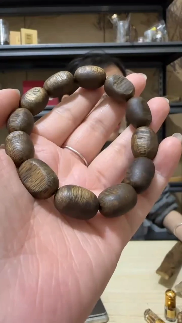 【闪购商品】沉香手串25号留疤随型手串11克+